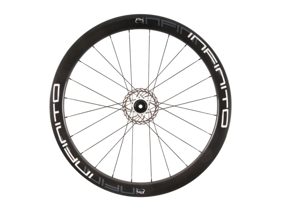https://www.infinito-cycling.com/wp-content/uploads/2019/02/D5C-Witte-velg-Witte-naaf-Rear-1.jpg